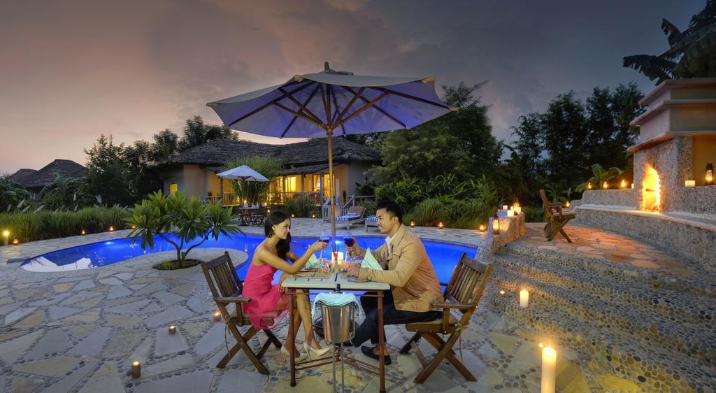 บาราฮี จังเกิ้ล ลอดจ์ Hotel Meghauli ภายนอก รูปภาพ