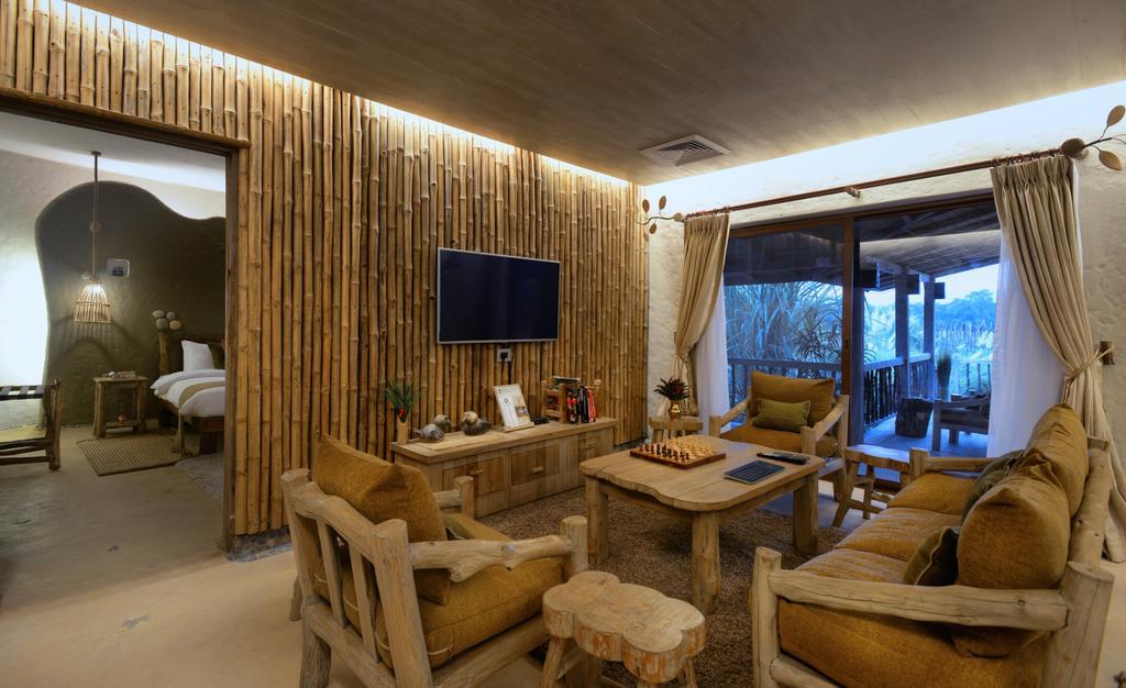บาราฮี จังเกิ้ล ลอดจ์ Hotel Meghauli ภายนอก รูปภาพ
