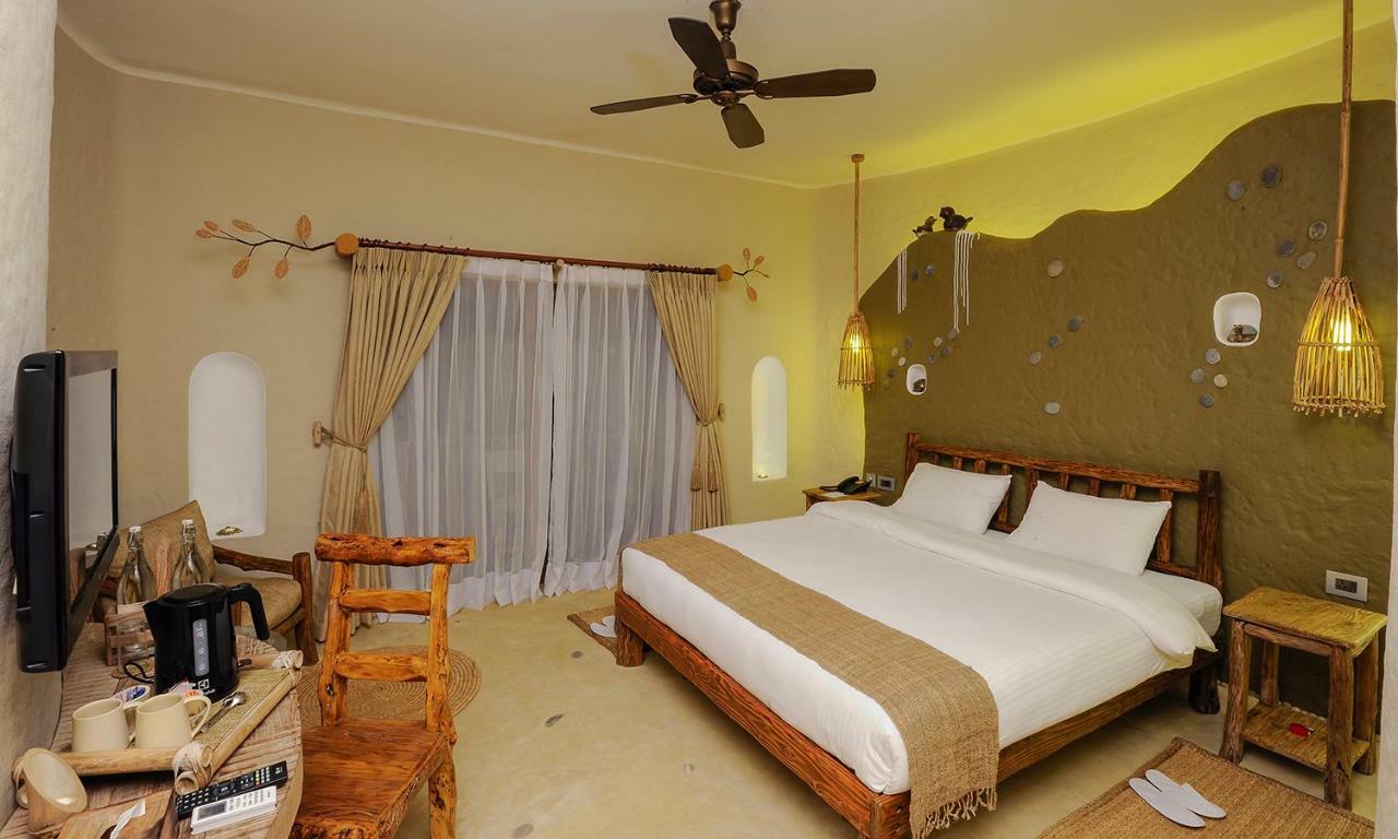 บาราฮี จังเกิ้ล ลอดจ์ Hotel Meghauli ภายนอก รูปภาพ